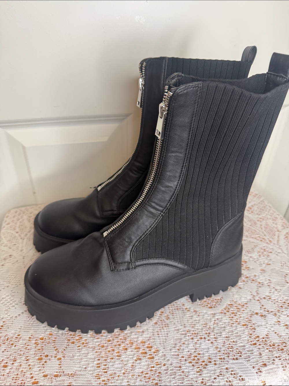 Azalea Wang Kennedy knit top faux leather zip up Platform Boots sz 7.5 - Picture 5 of 8